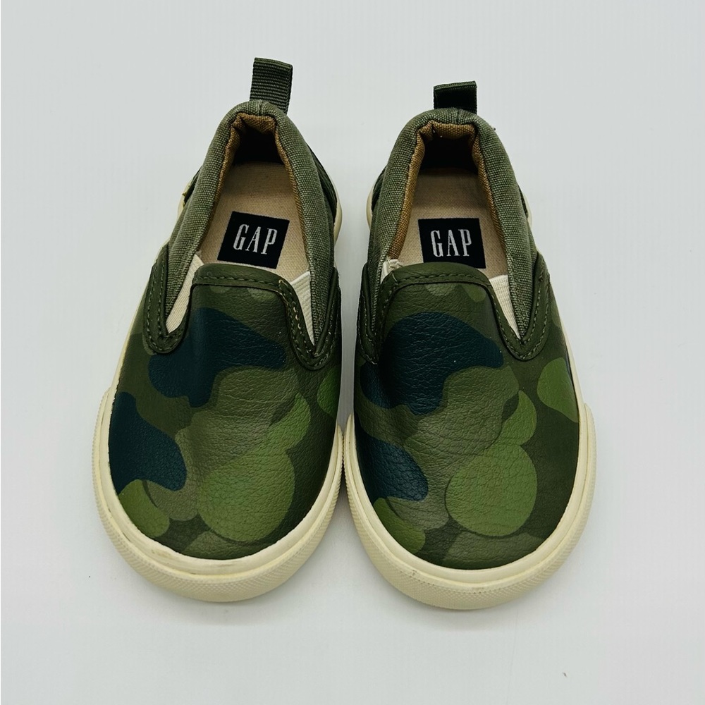 Baby Gap Slip On Camo Shoe size 5